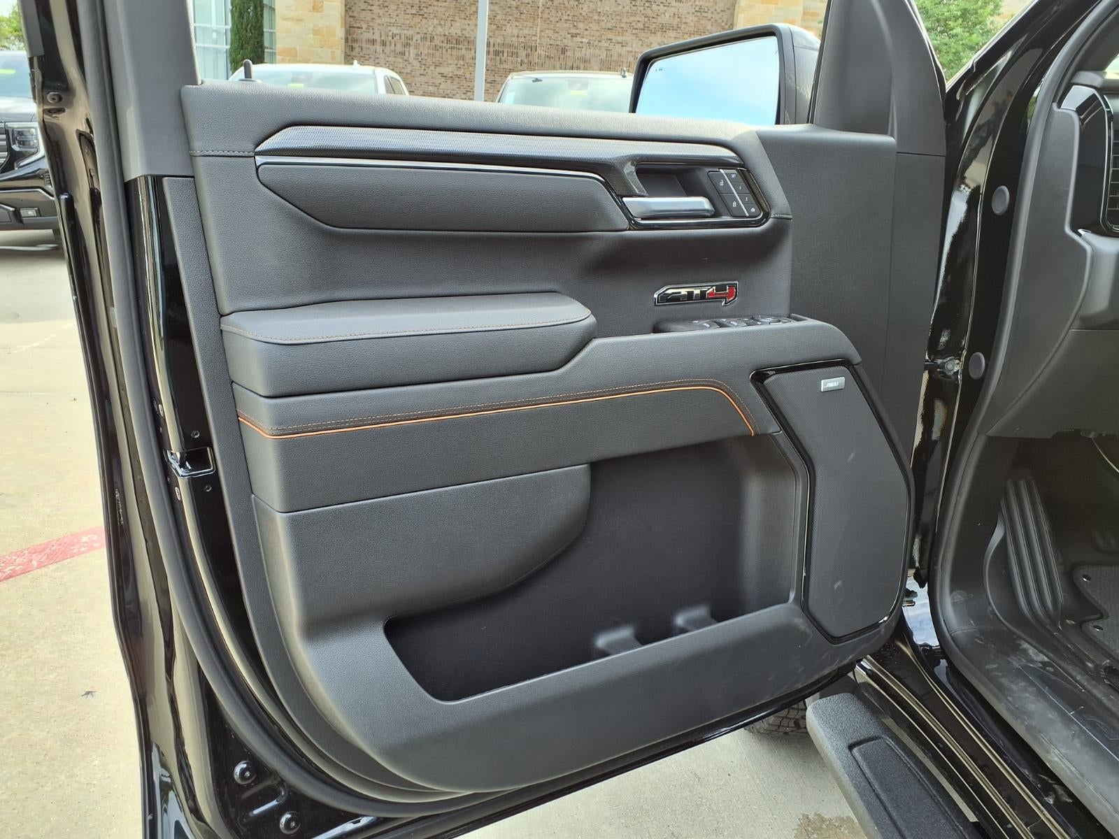 2026 GMC Sierra 1500 AT4 Crew Cab Short Box 4WD