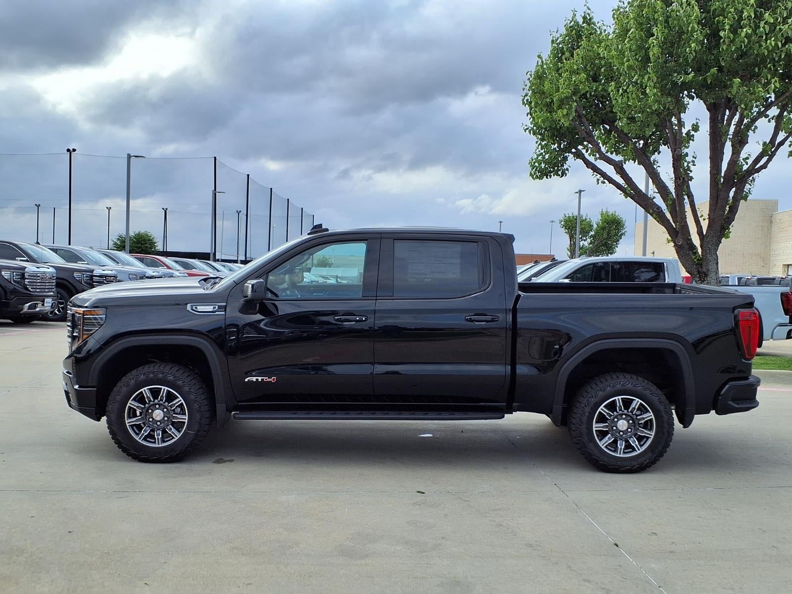 2026 GMC Sierra 1500 AT4 Crew Cab Short Box 4WD