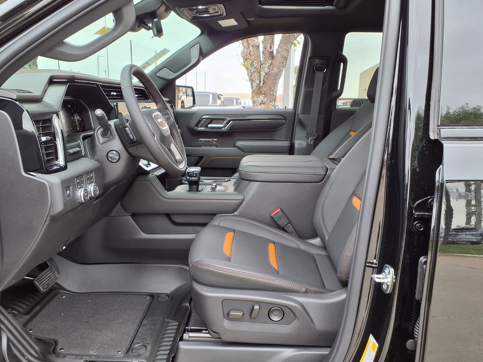 2026 GMC Sierra 1500 AT4 Crew Cab Short Box 4WD