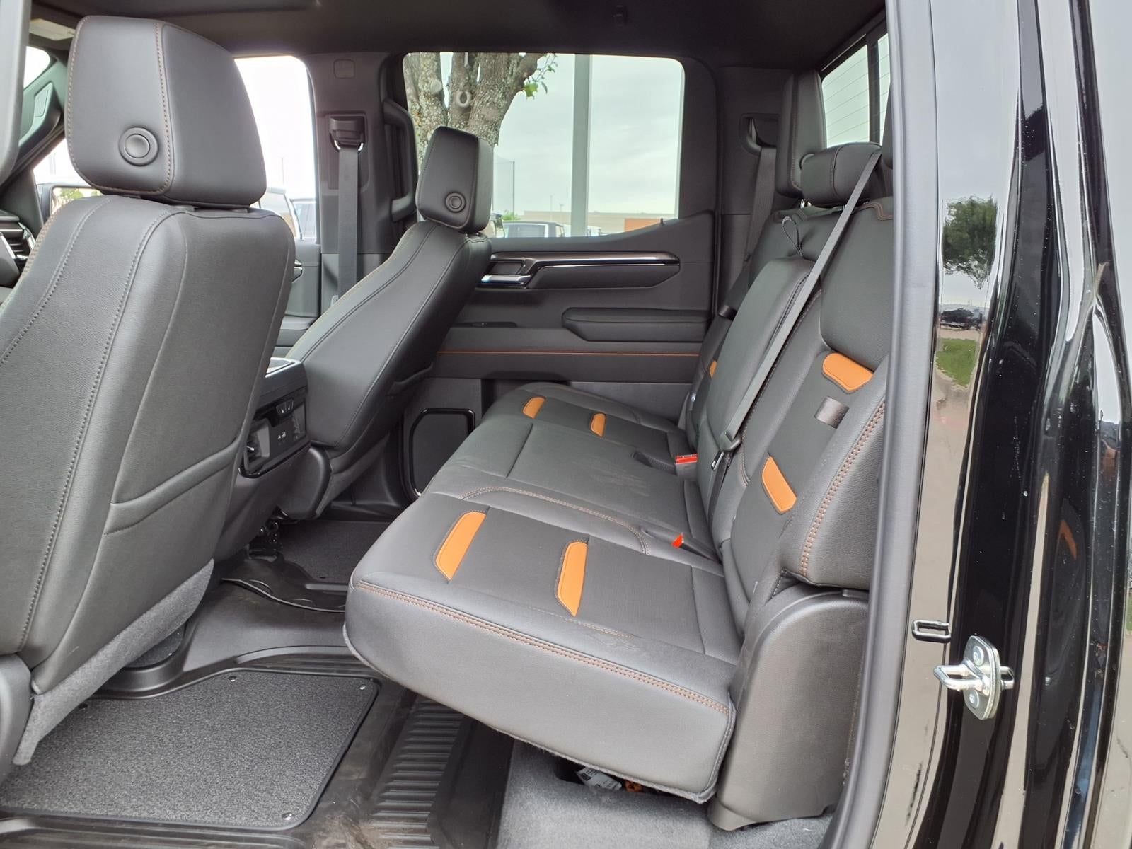 2026 GMC Sierra 1500 AT4 Crew Cab Short Box 4WD