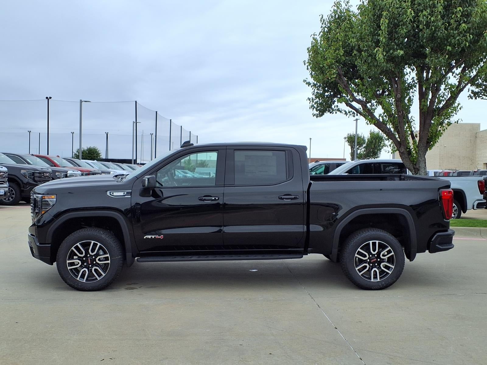 2026 GMC Sierra 1500 AT4 Crew Cab Short Box 4WD