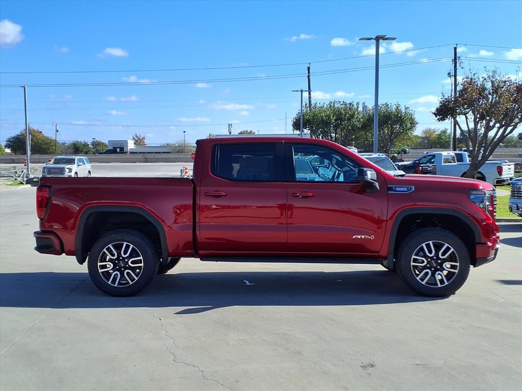 2026 GMC Sierra 1500 AT4 Crew Cab Short Box 4WD