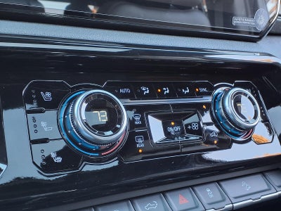 2026 GMC Sierra 1500 AT4 Crew Cab Short Box 4WD