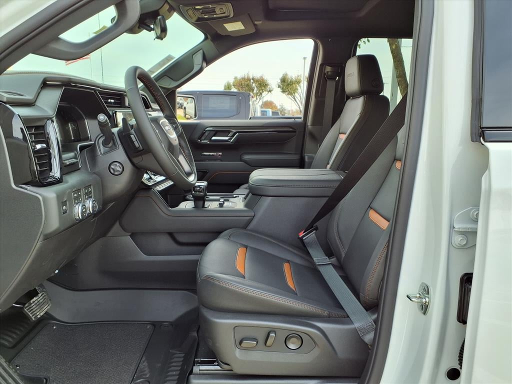 2026 GMC Sierra 1500 AT4 Crew Cab Short Box 4WD