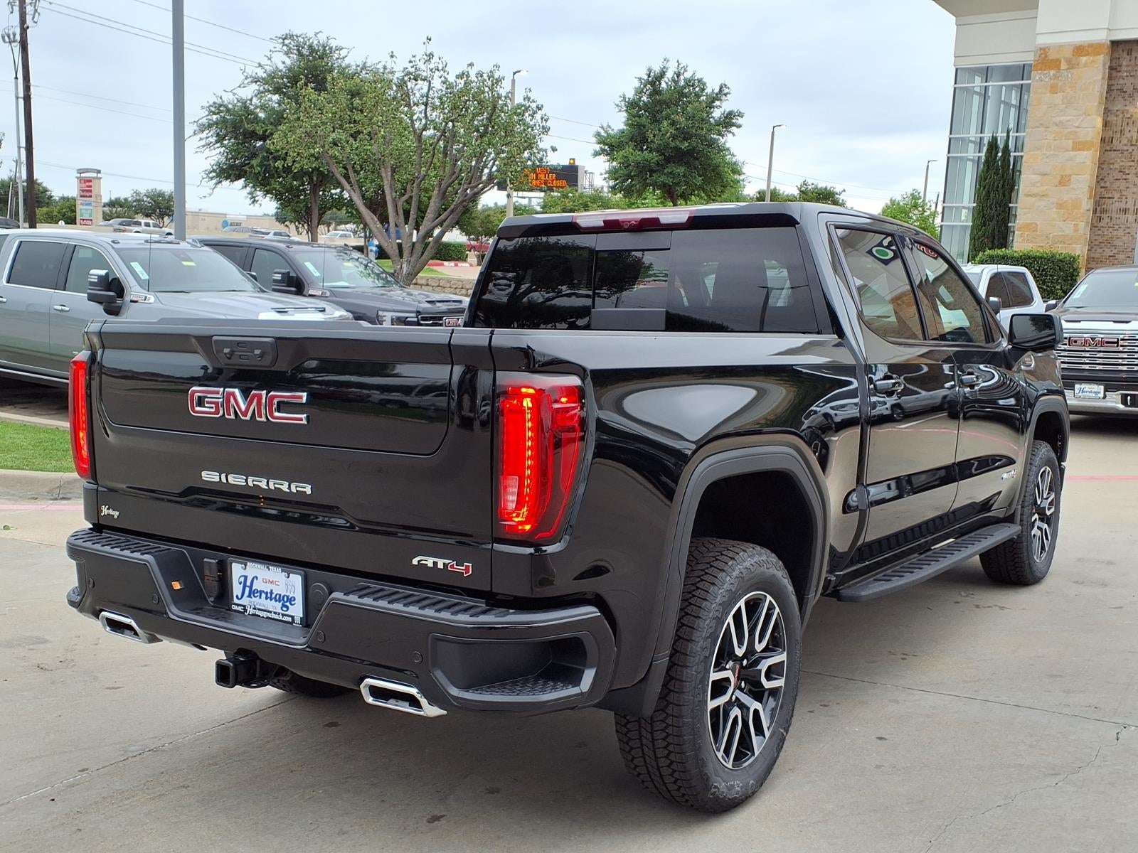 2026 GMC Sierra 1500 AT4 Crew Cab Short Box 4WD