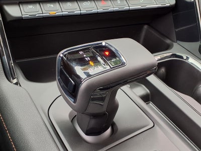 2026 GMC Sierra 1500 AT4 Crew Cab Short Box 4WD