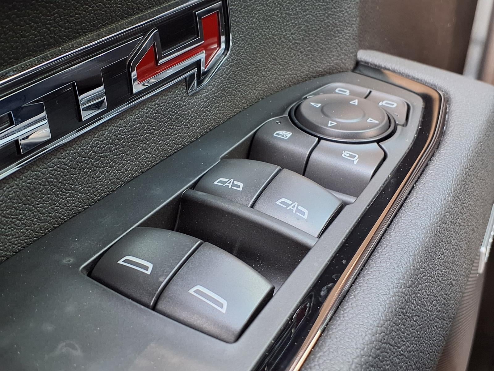 2026 GMC Sierra 1500 AT4 Crew Cab Short Box 4WD