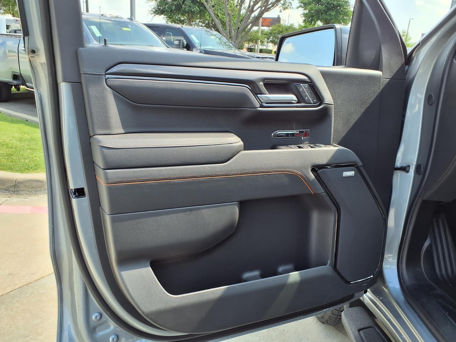2026 GMC Sierra 1500 AT4 Crew Cab Short Box 4WD