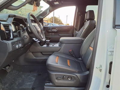 2026 GMC Sierra 1500 AT4 Crew Cab Short Box 4WD