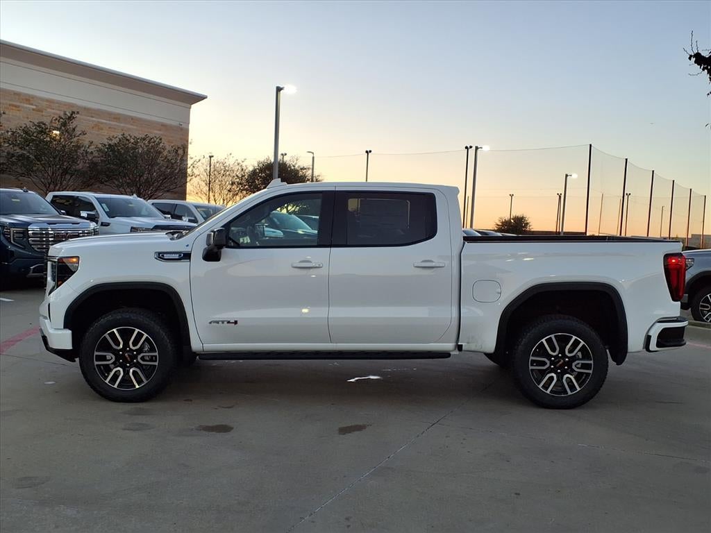 2026 GMC Sierra 1500 AT4 Crew Cab Short Box 4WD