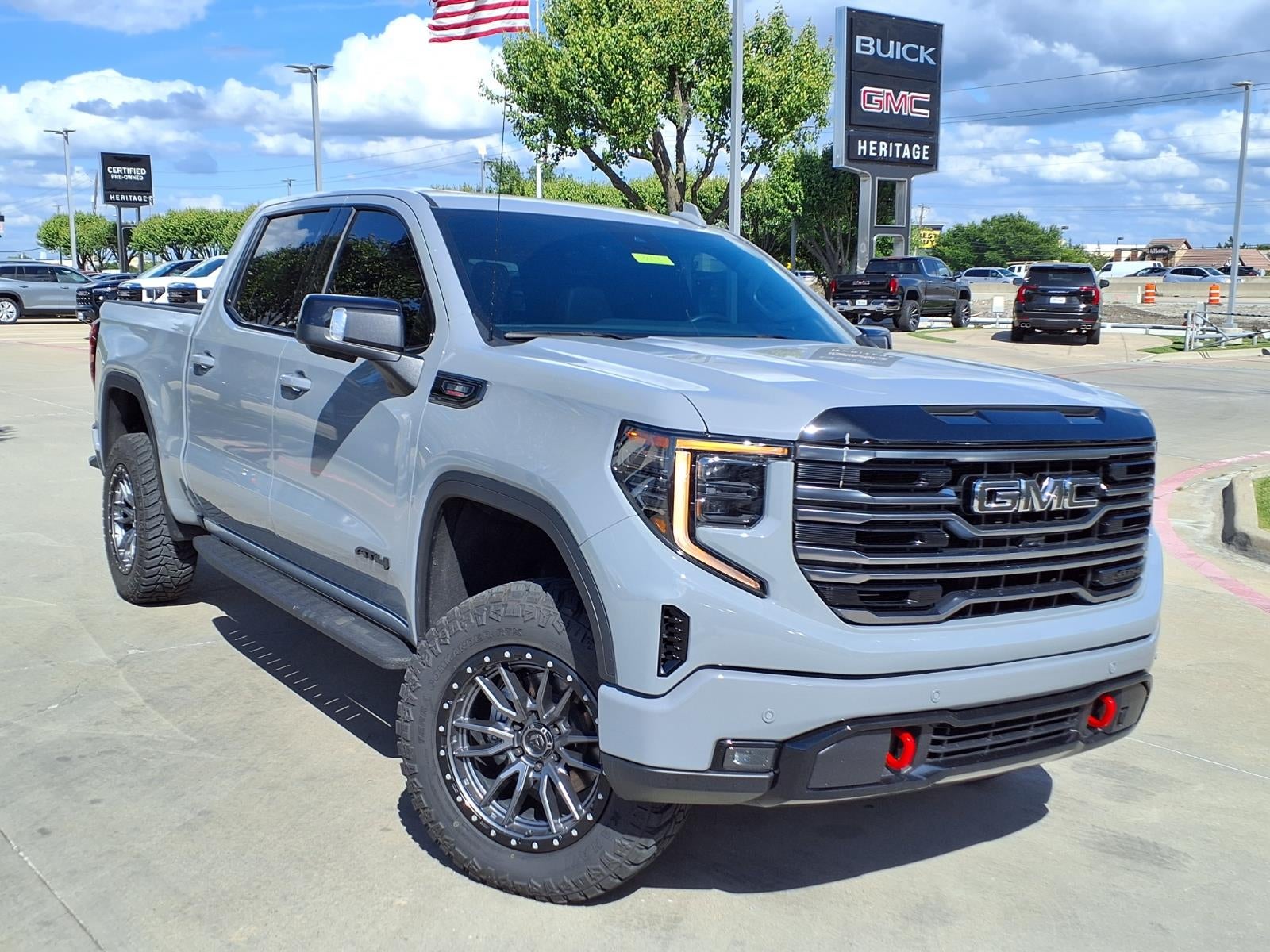 2025 GMC Sierra 1500 AT4