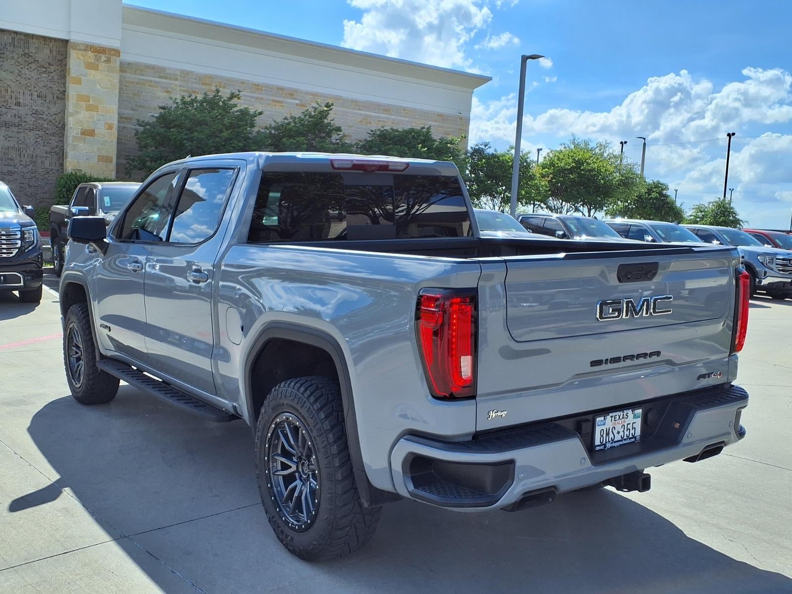 2025 GMC Sierra 1500 AT4