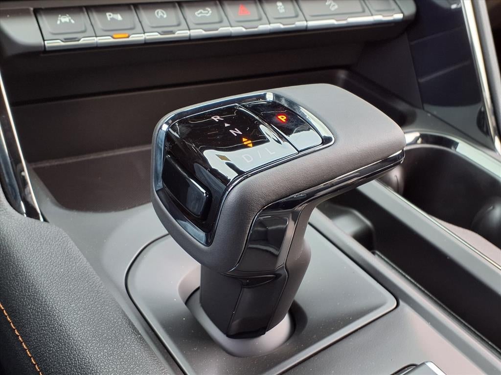 2026 GMC Sierra 1500 AT4 Crew Cab Short Box 4WD