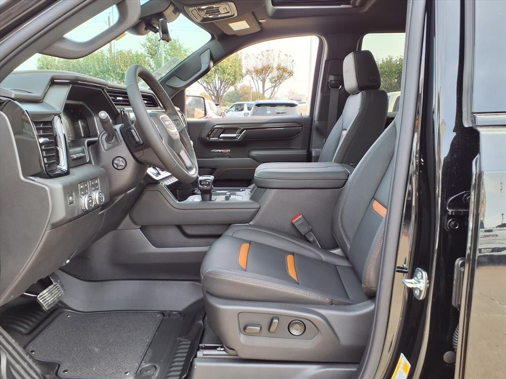 2026 GMC Sierra 1500 AT4 Crew Cab Short Box 4WD