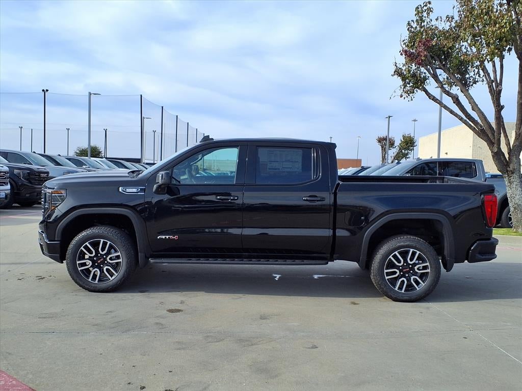 2026 GMC Sierra 1500 AT4 Crew Cab Short Box 4WD