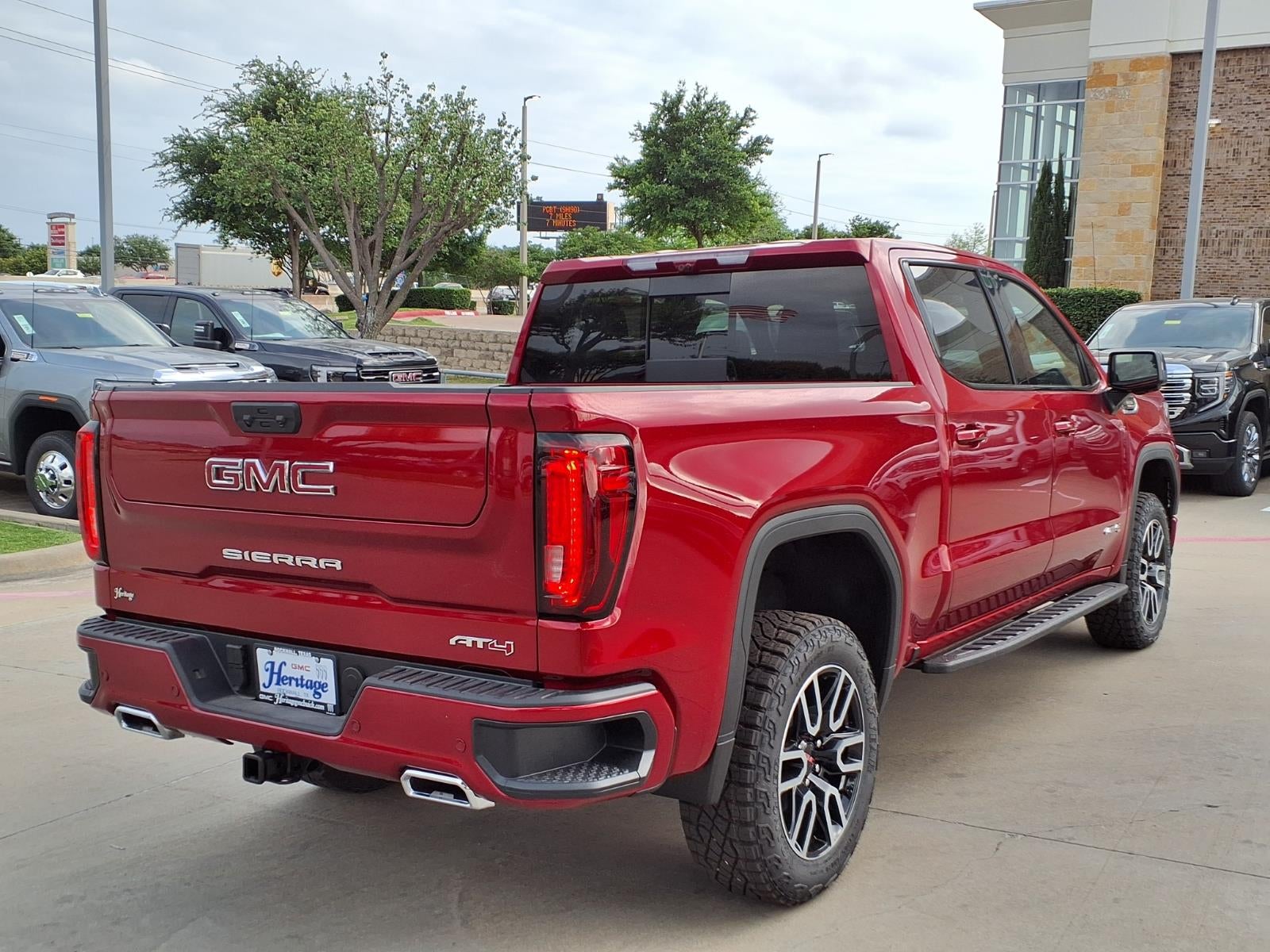 2026 GMC Sierra 1500 AT4 Crew Cab Short Box 4WD