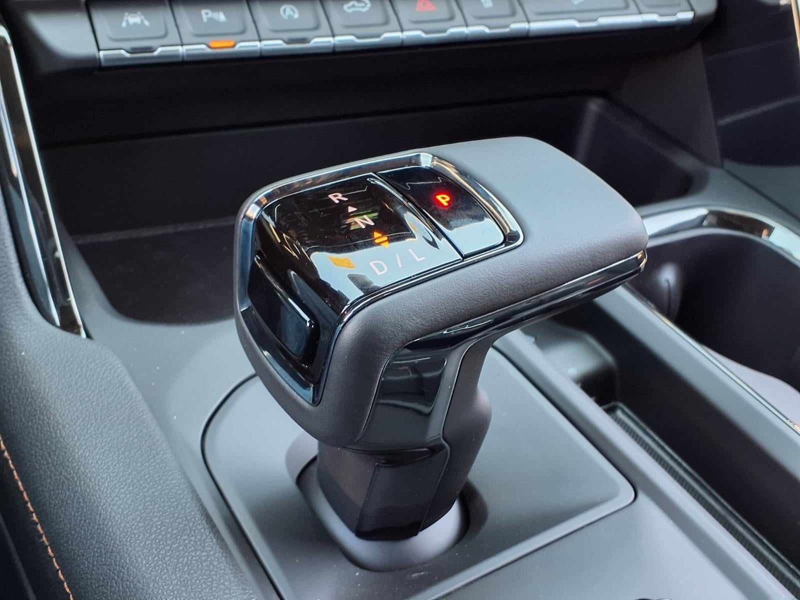 2026 GMC Sierra 1500 AT4 Crew Cab Short Box 4WD
