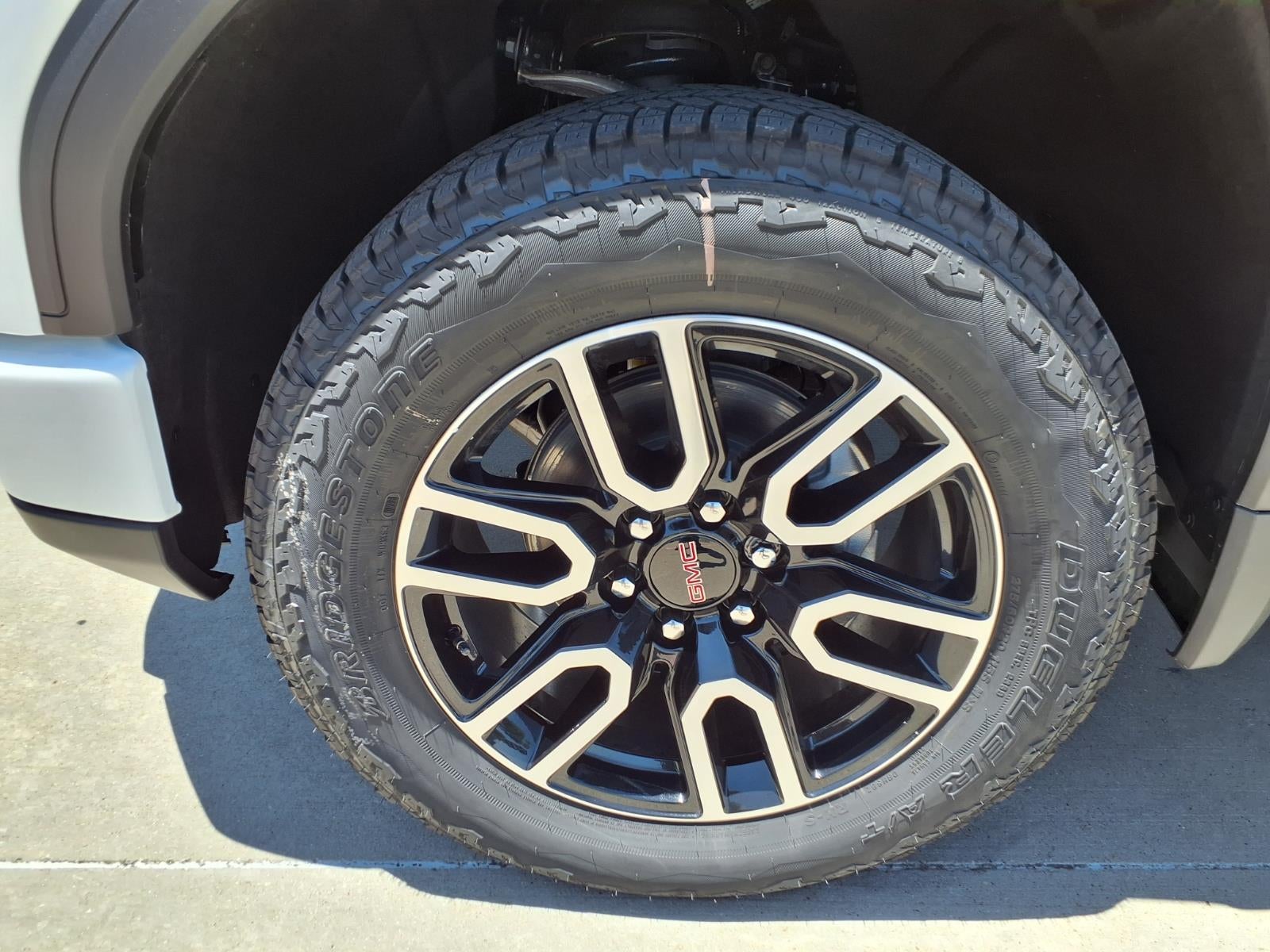 2026 GMC Sierra 1500 AT4 Crew Cab Short Box 4WD