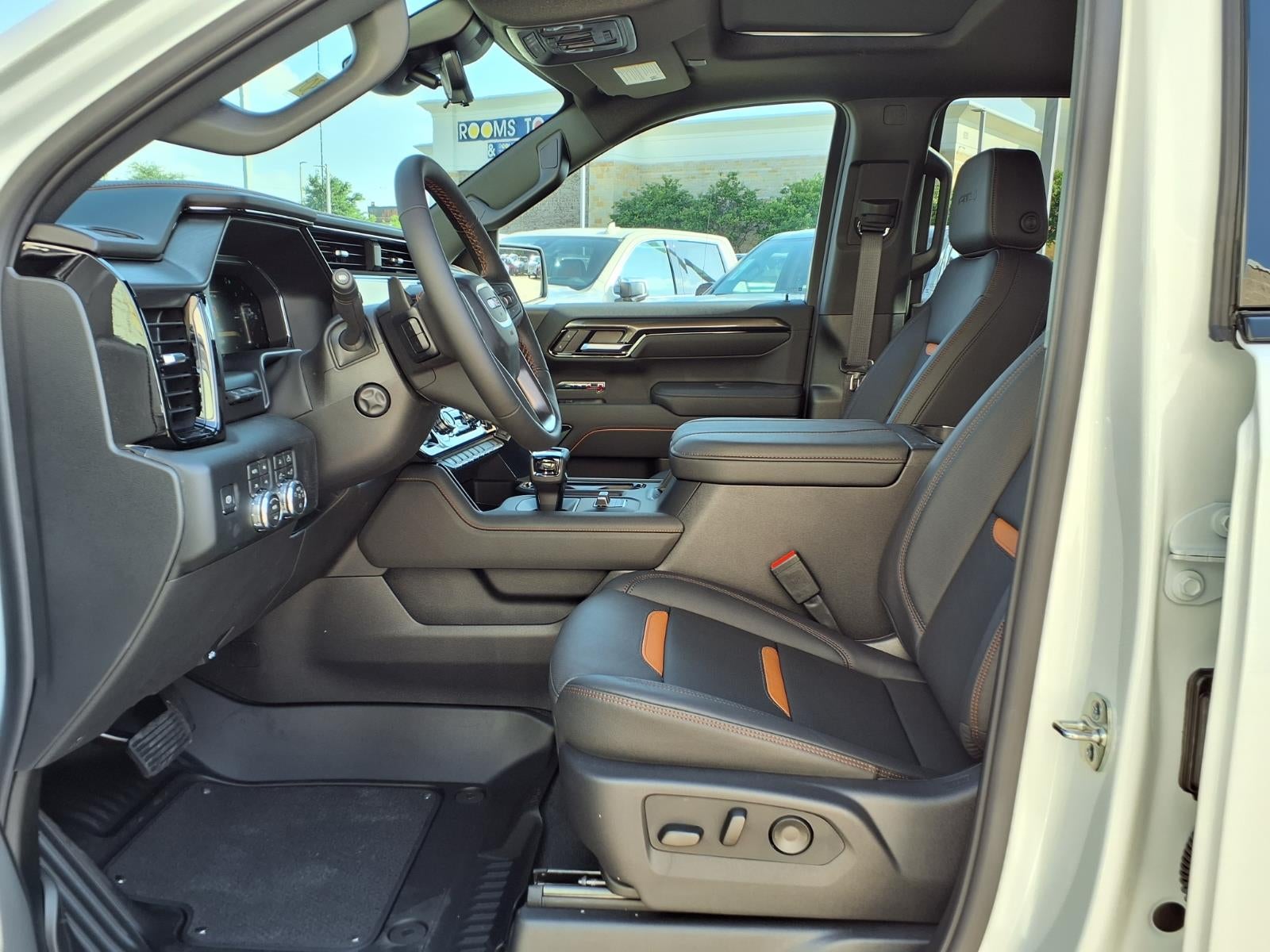 2026 GMC Sierra 1500 AT4 Crew Cab Short Box 4WD