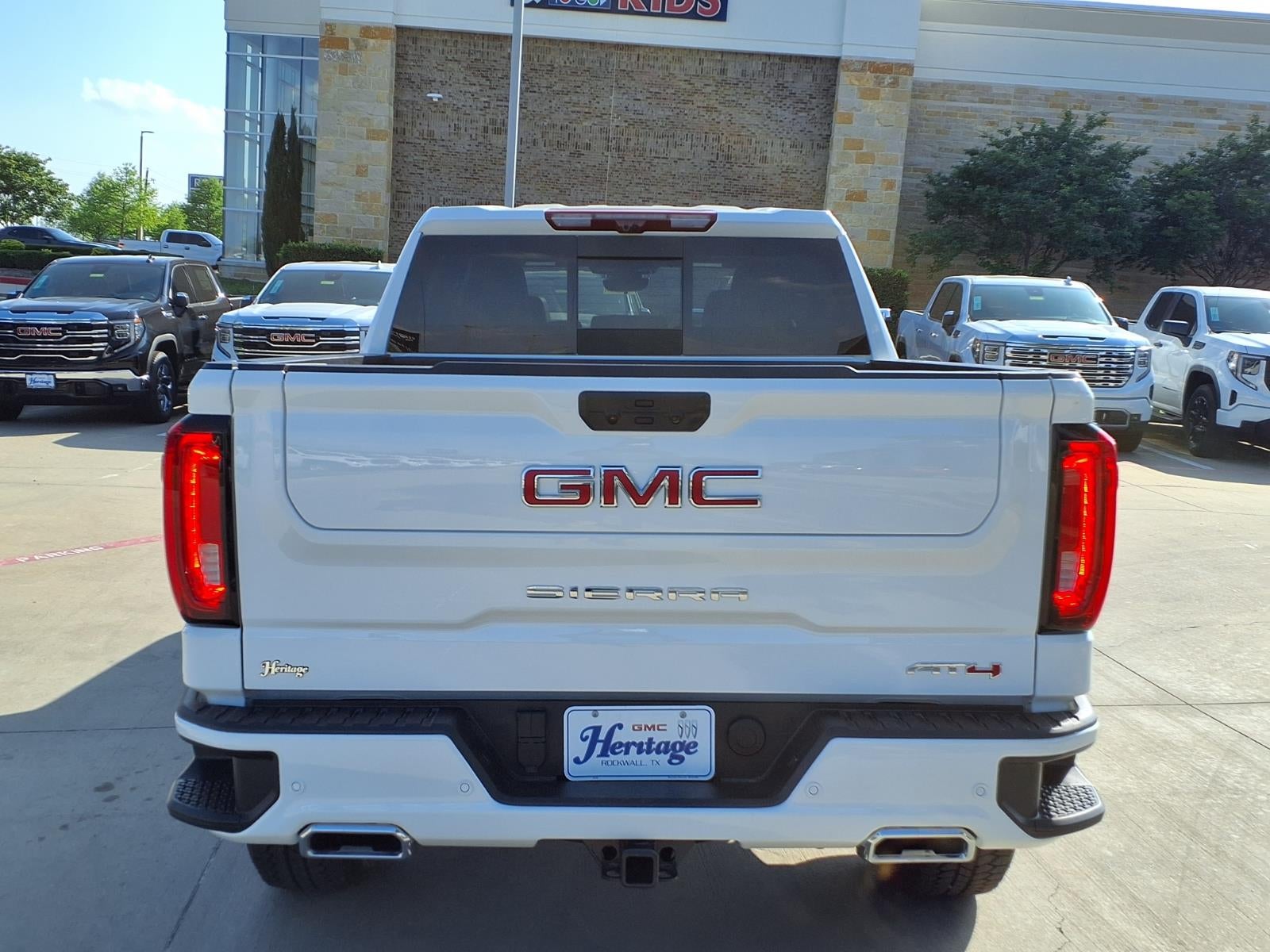 2026 GMC Sierra 1500 AT4 Crew Cab Short Box 4WD