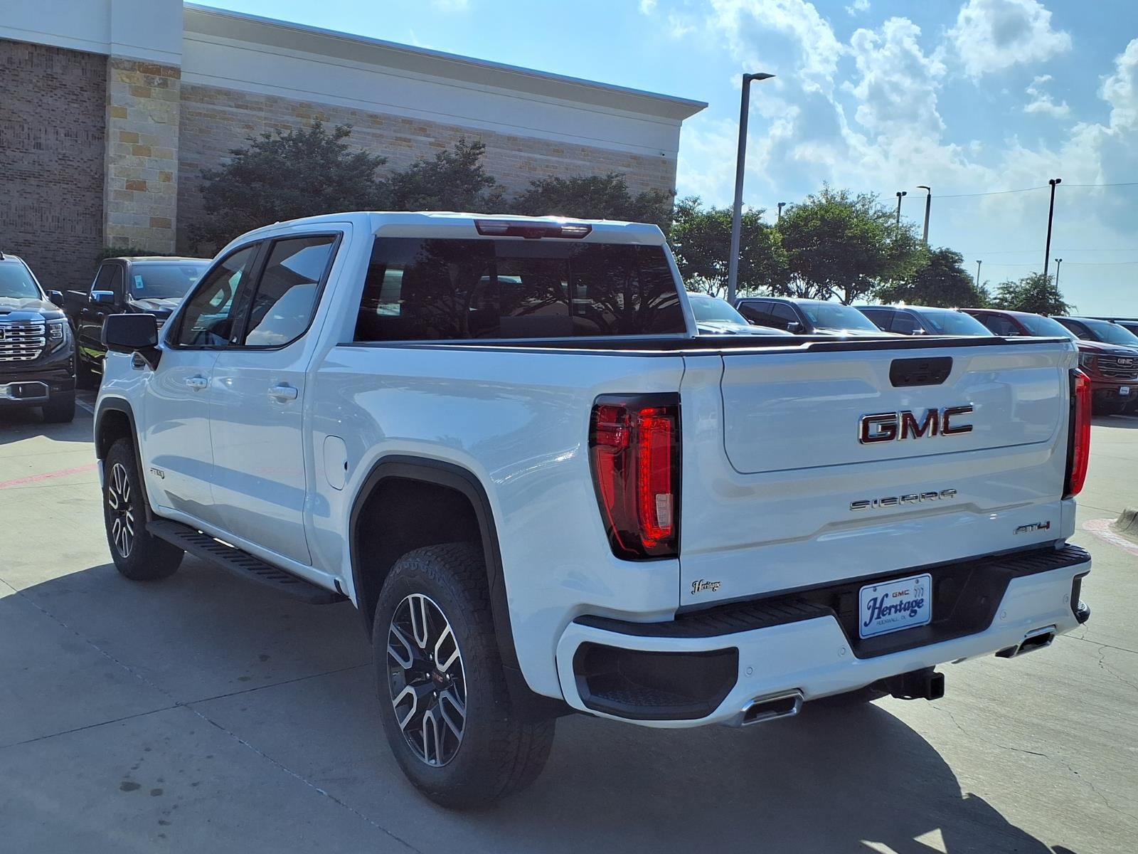 2026 GMC Sierra 1500 AT4 Crew Cab Short Box 4WD