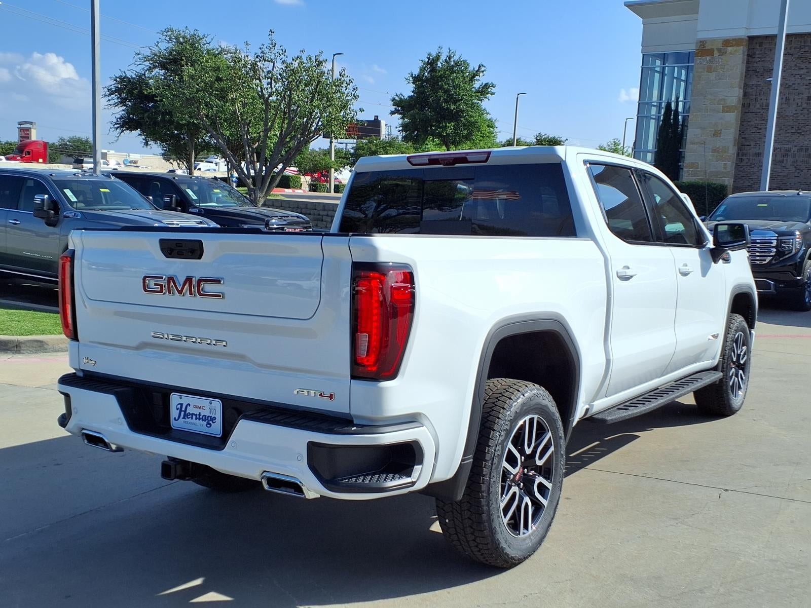 2026 GMC Sierra 1500 AT4 Crew Cab Short Box 4WD