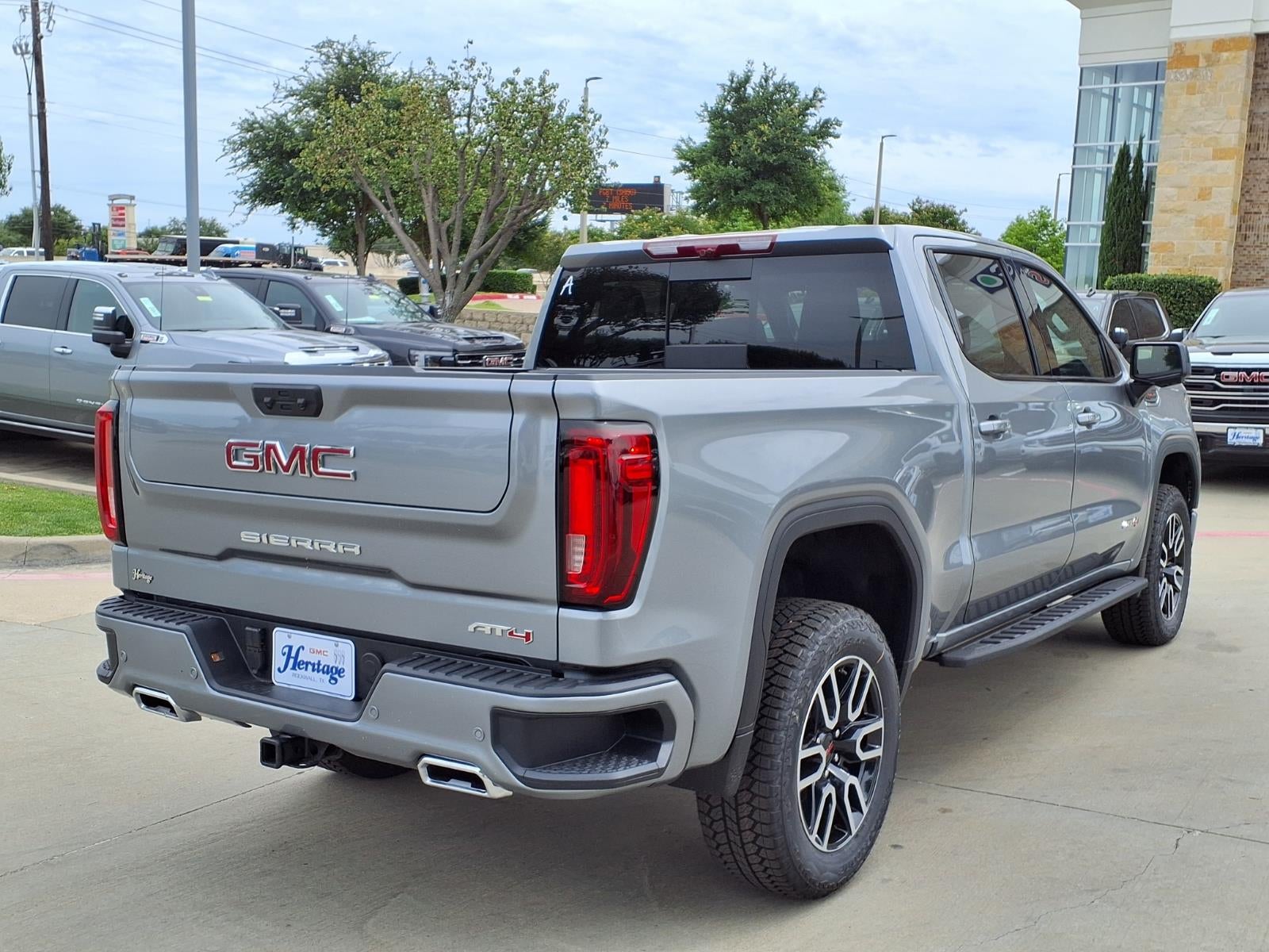 2026 GMC Sierra 1500 AT4 Crew Cab Short Box 4WD