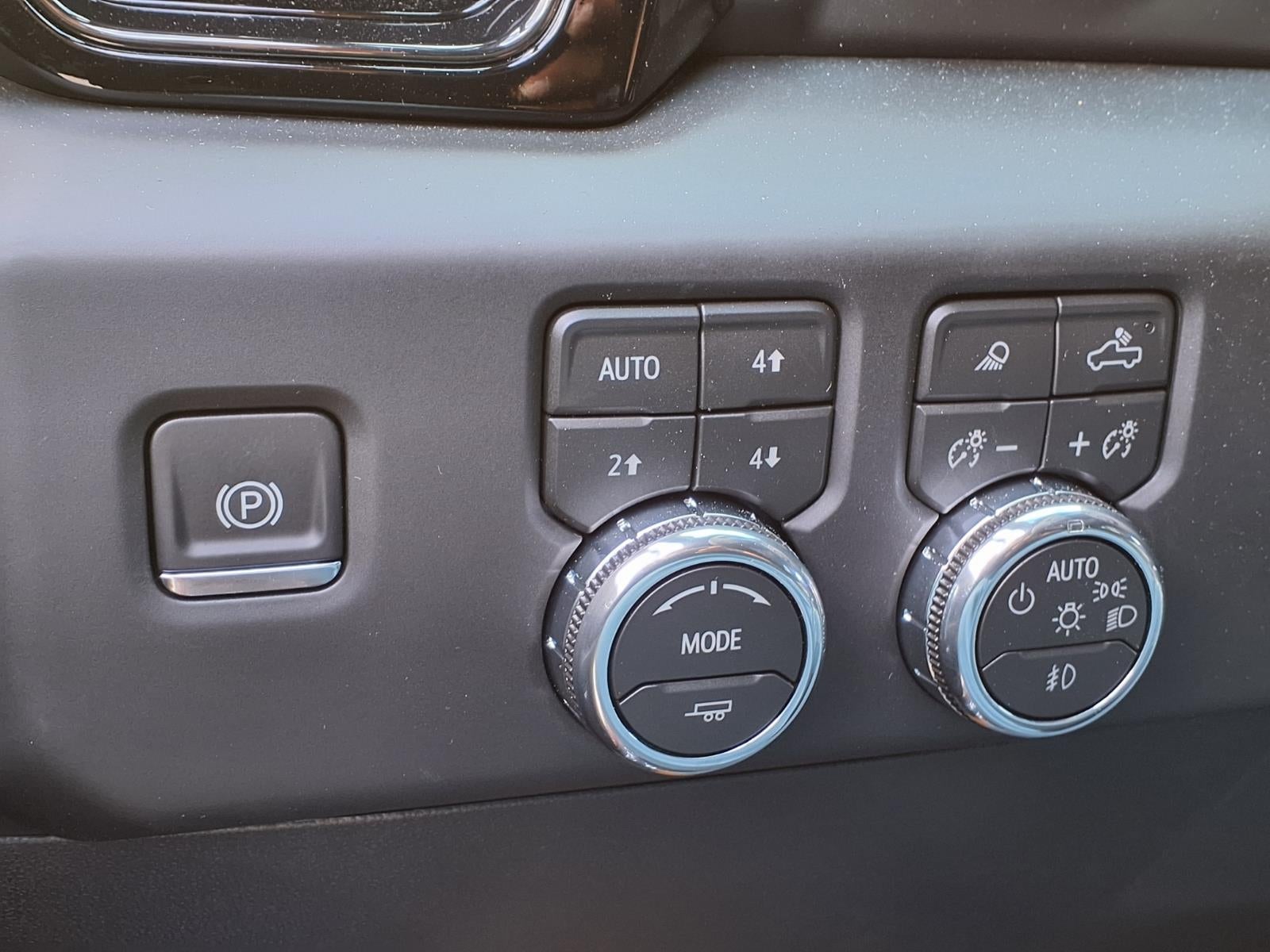 2026 GMC Sierra 1500 AT4 Crew Cab Short Box 4WD