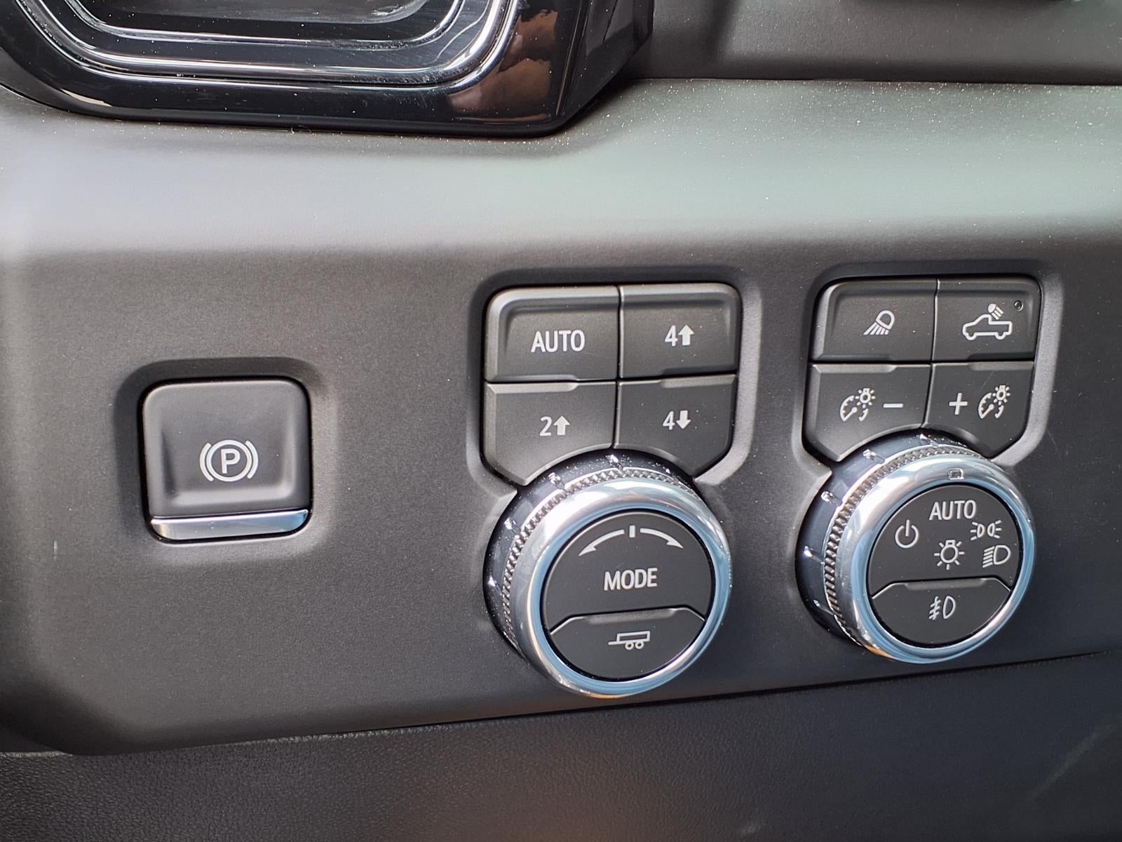 2026 GMC Sierra 1500 AT4 Crew Cab Short Box 4WD