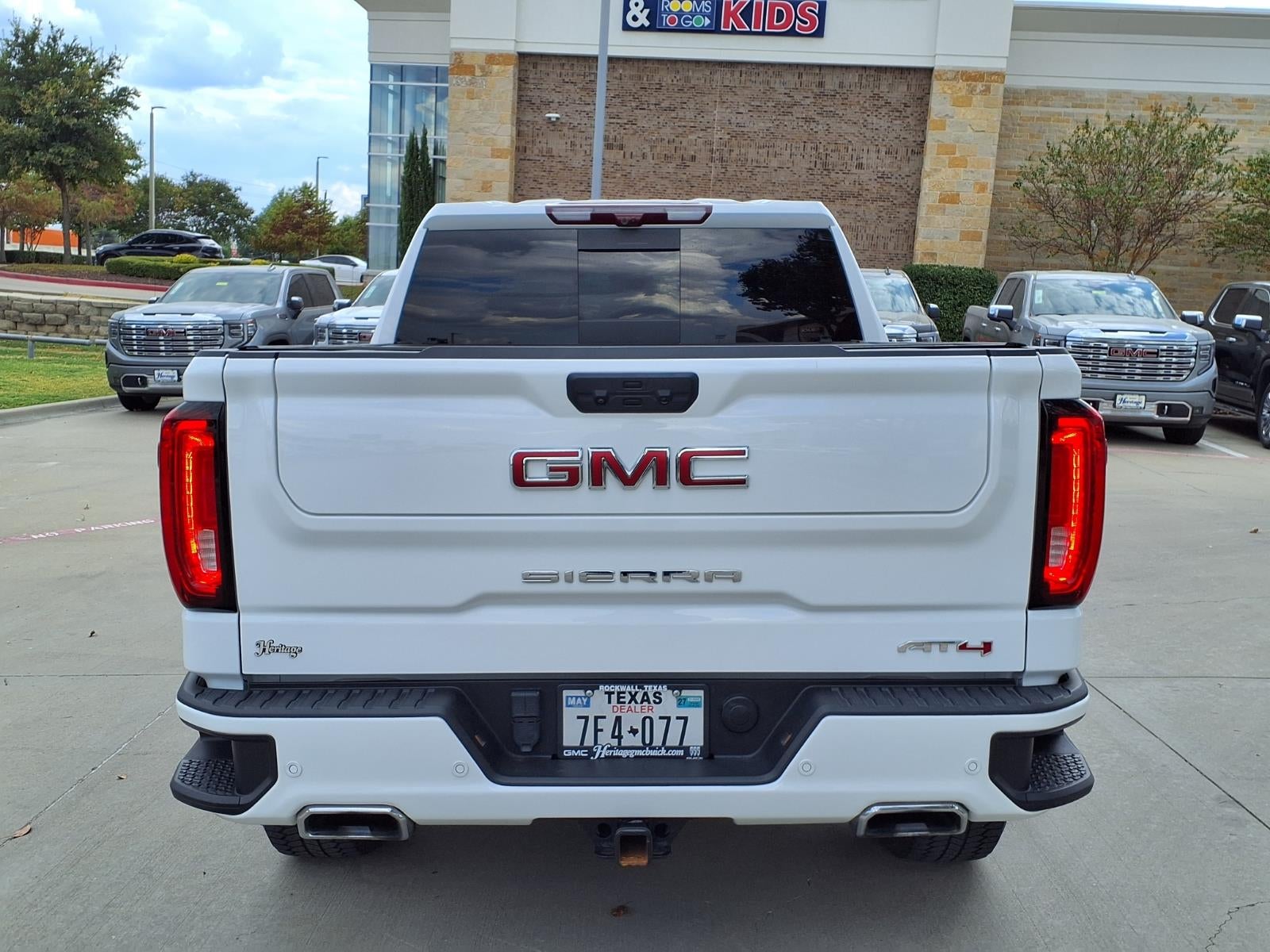 2024 GMC Sierra 1500 AT4