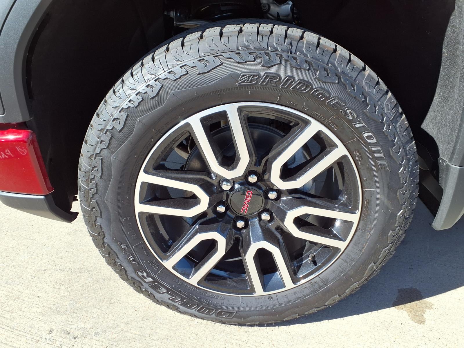 2026 GMC Sierra 1500 AT4 Crew Cab Short Box 4WD