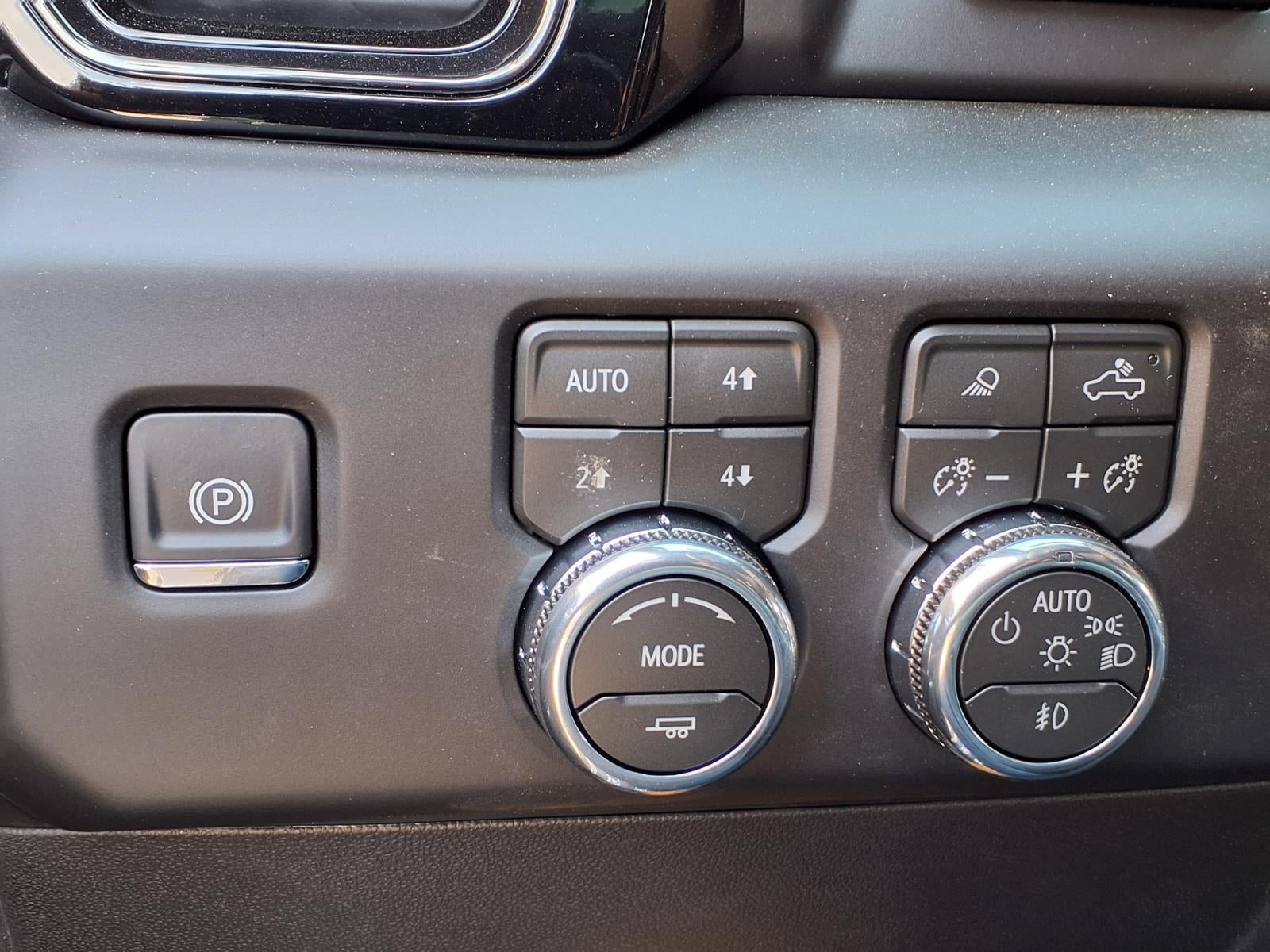2026 GMC Sierra 1500 AT4 Crew Cab Short Box 4WD