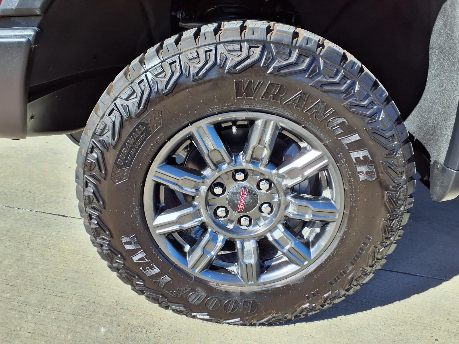 2026 GMC Sierra 1500 AT4X Crew Cab Short Box 4WD