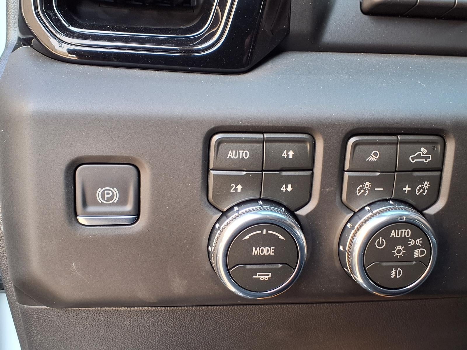 2026 GMC Sierra 1500 AT4X Crew Cab Short Box 4WD