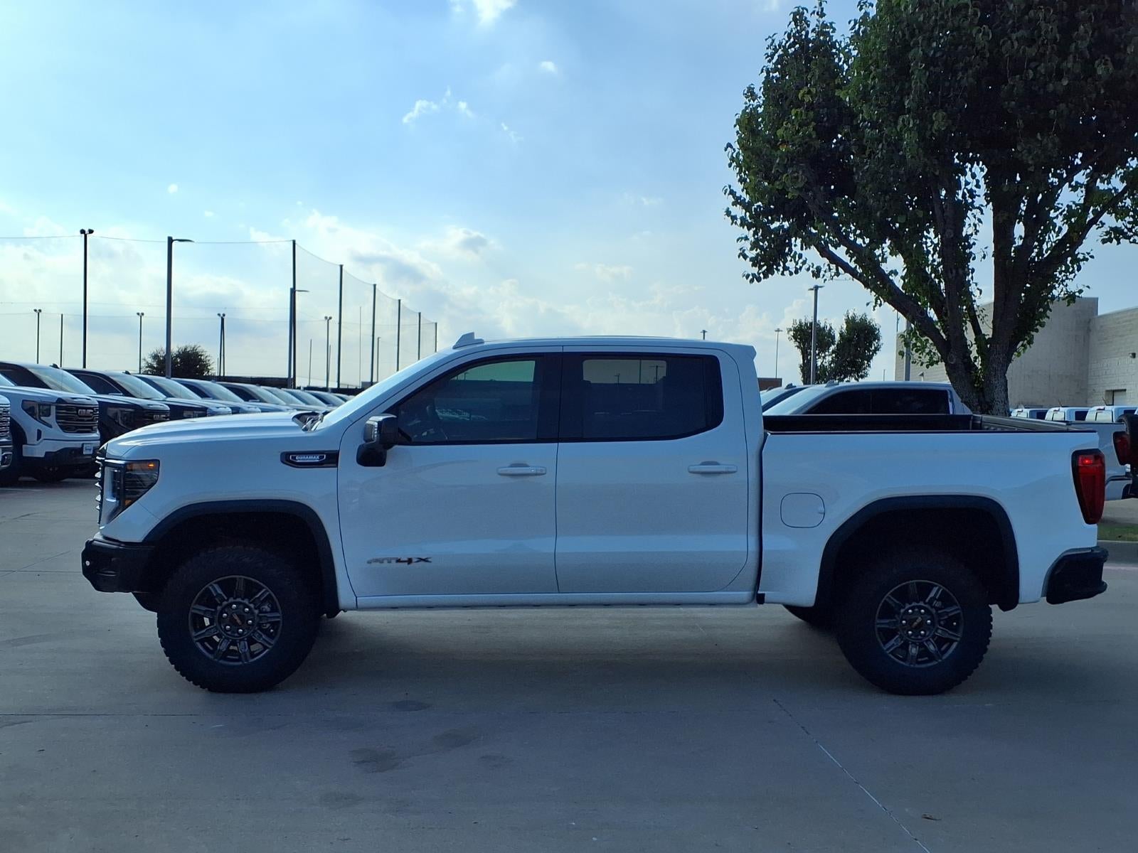 2026 GMC Sierra 1500 AT4X Crew Cab Short Box 4WD
