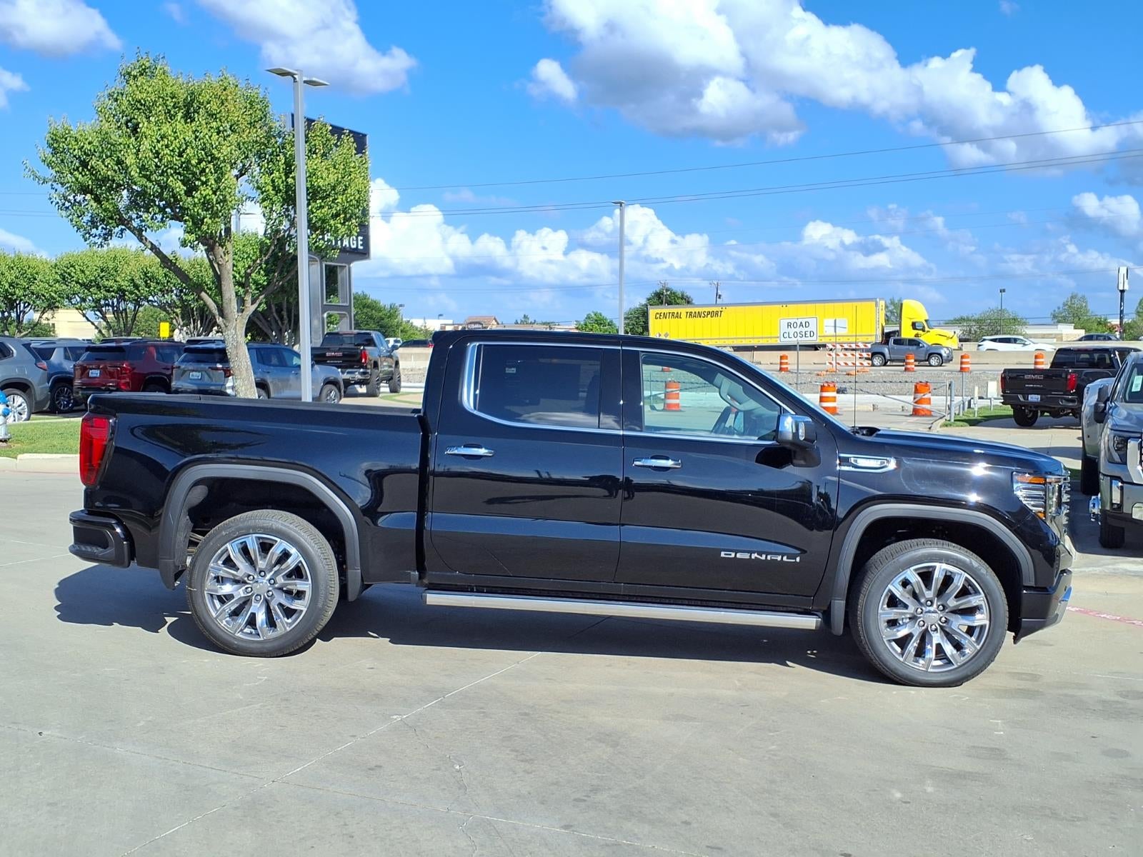 2026 GMC Sierra 1500 Denali Crew Cab Short Box 4WD