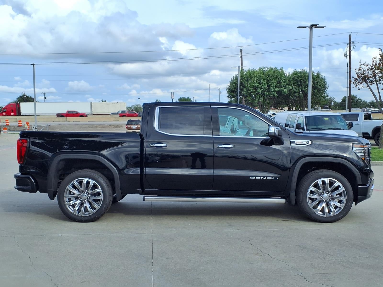 2026 GMC Sierra 1500 Denali Crew Cab Short Box 4WD