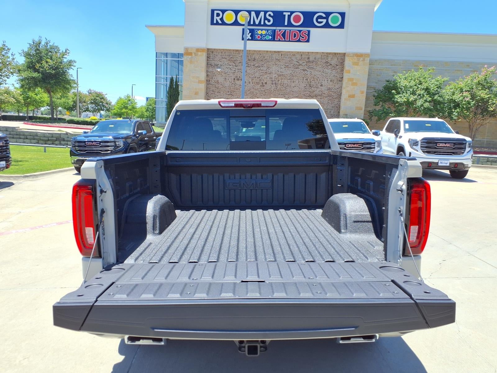 2026 GMC Sierra 1500 Denali Crew Cab Short Box 4WD