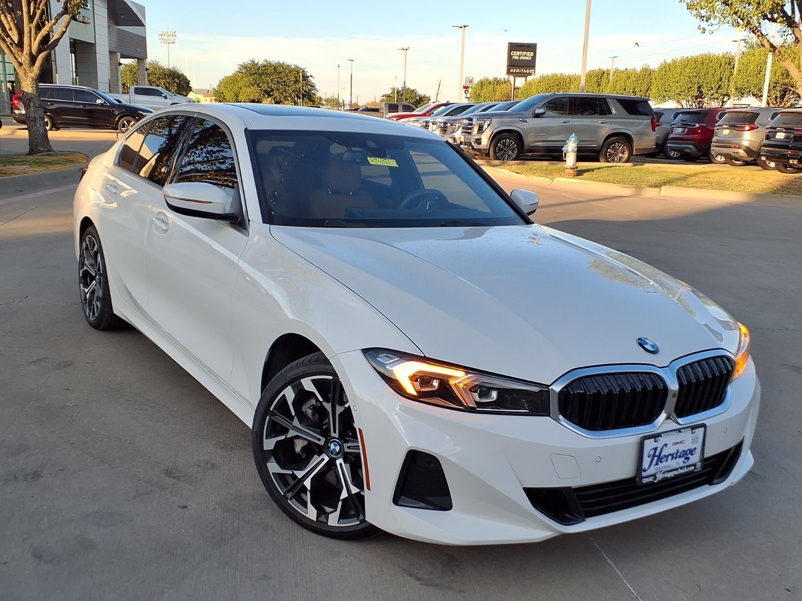 2025 BMW 330i 330i