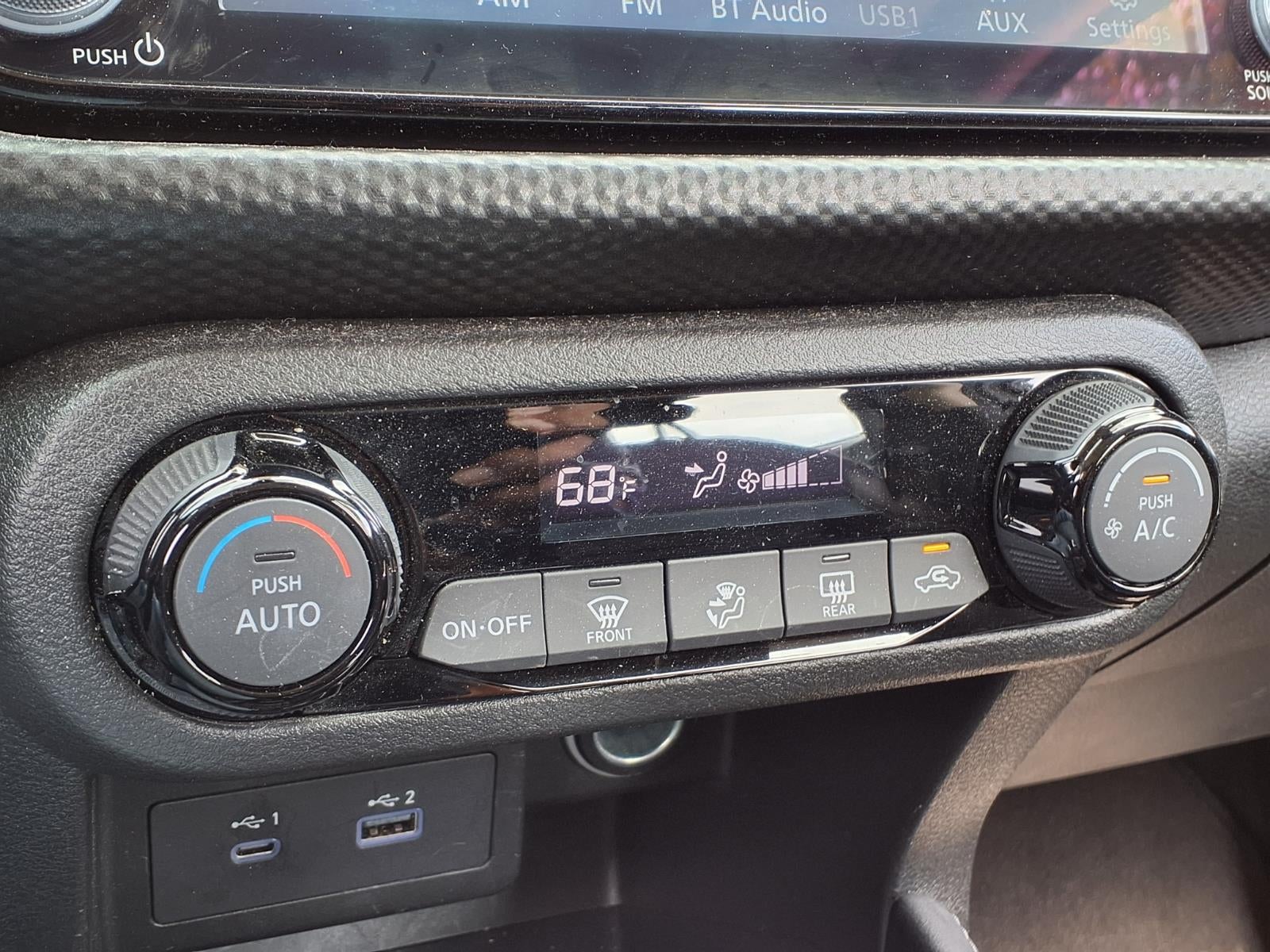 2022 Nissan Kicks SV