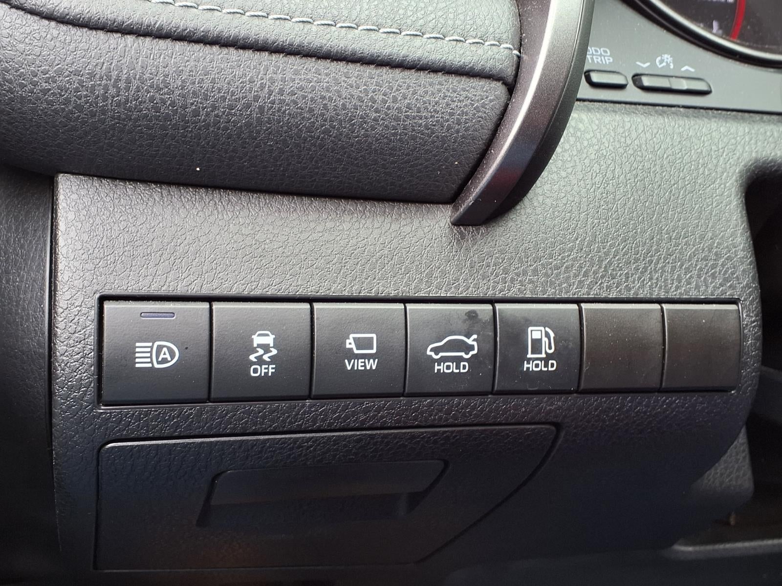 2022 Toyota Camry XSE V6