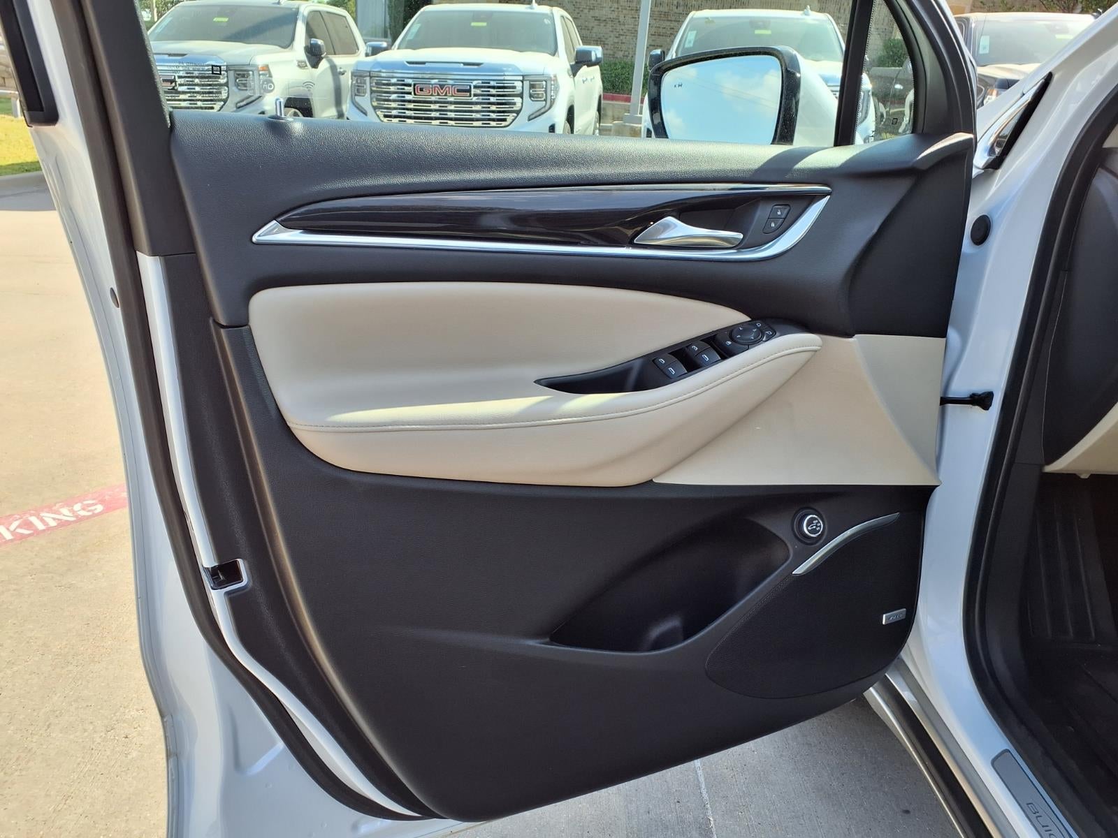 2021 Buick Enclave Essence