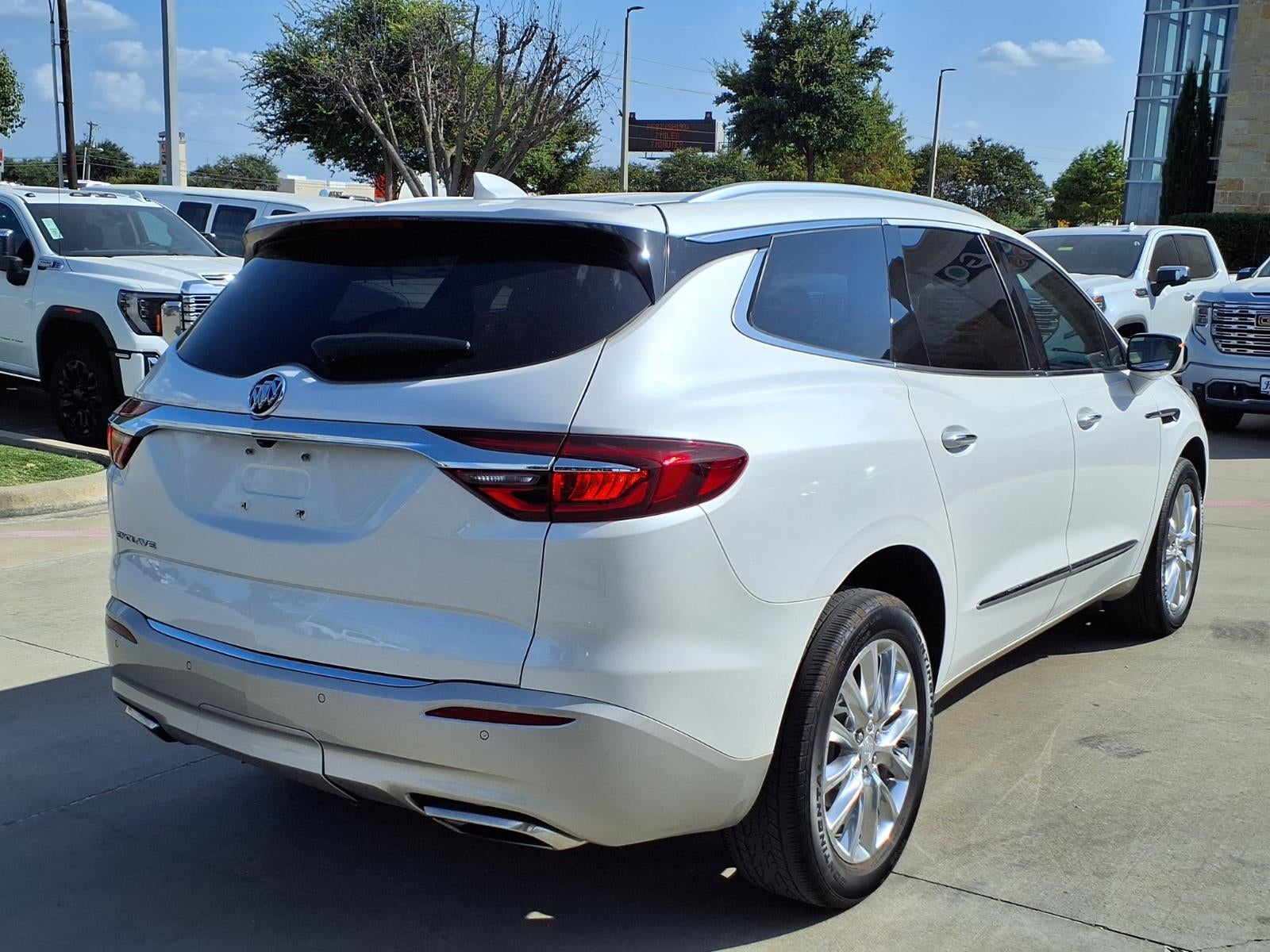2021 Buick Enclave Essence