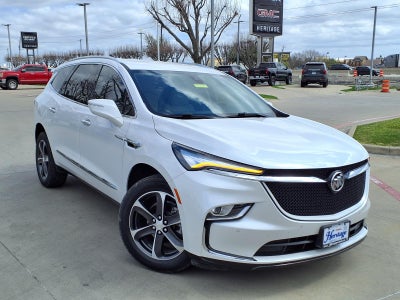 2022 Buick Enclave Essence