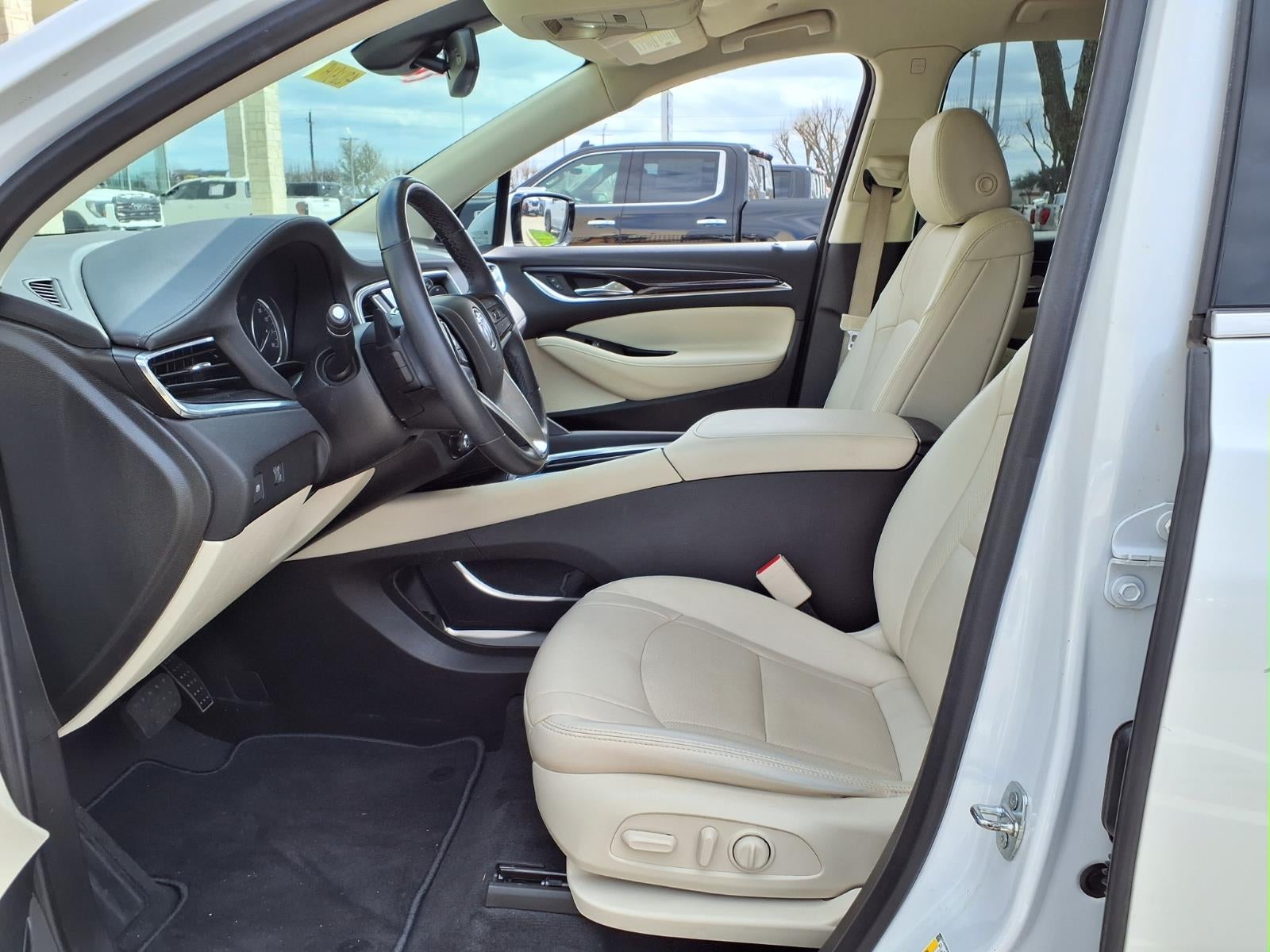 2022 Buick Enclave Essence