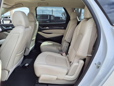 2022 Buick Enclave Essence