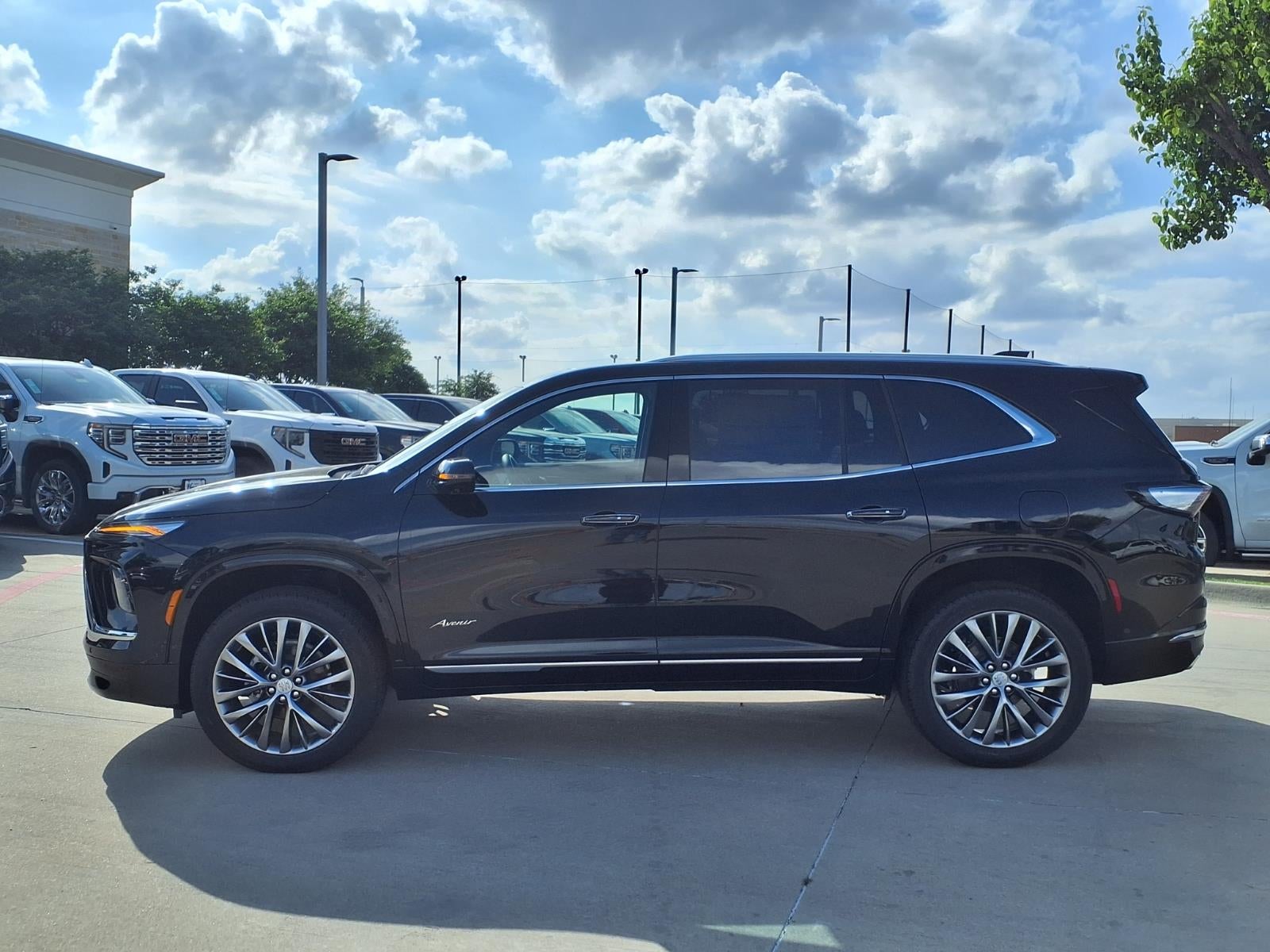 2026 Buick Enclave Avenir SUV FWD