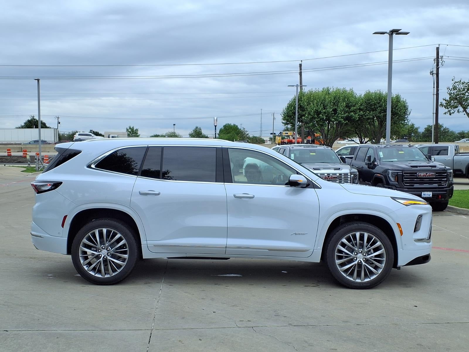 2026 Buick Enclave Avenir SUV FWD