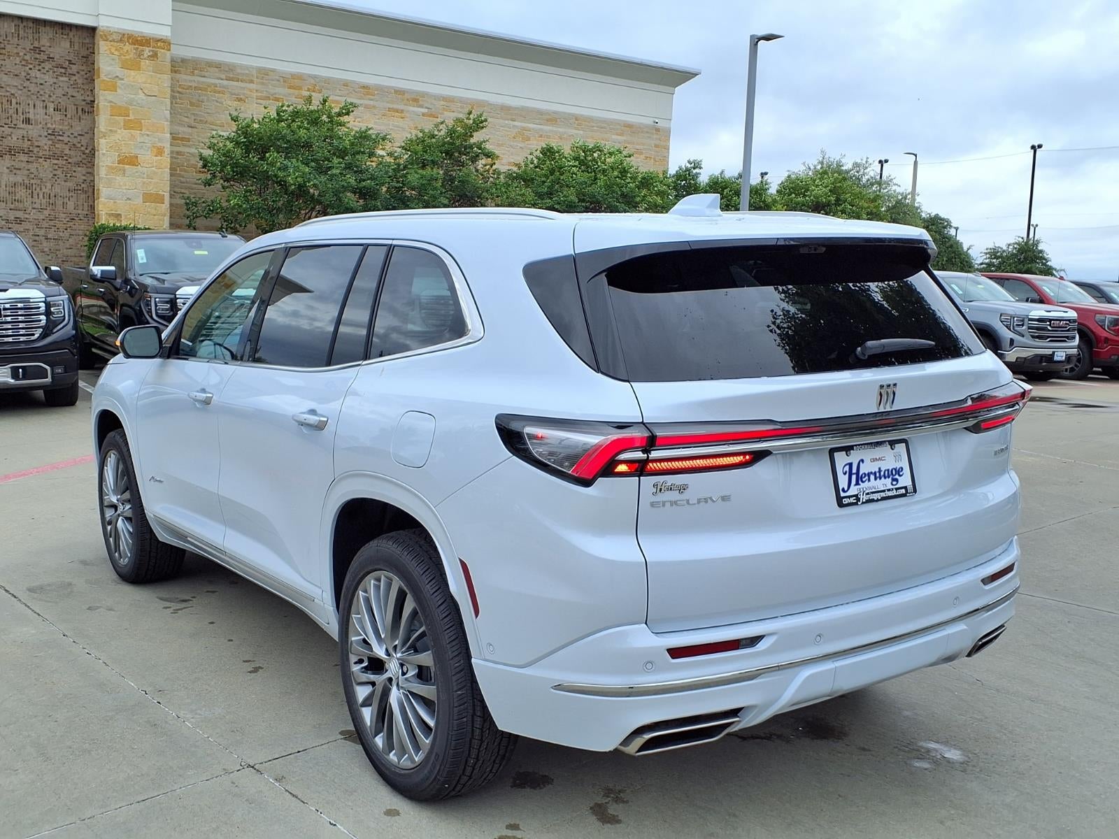 2026 Buick Enclave Avenir SUV FWD