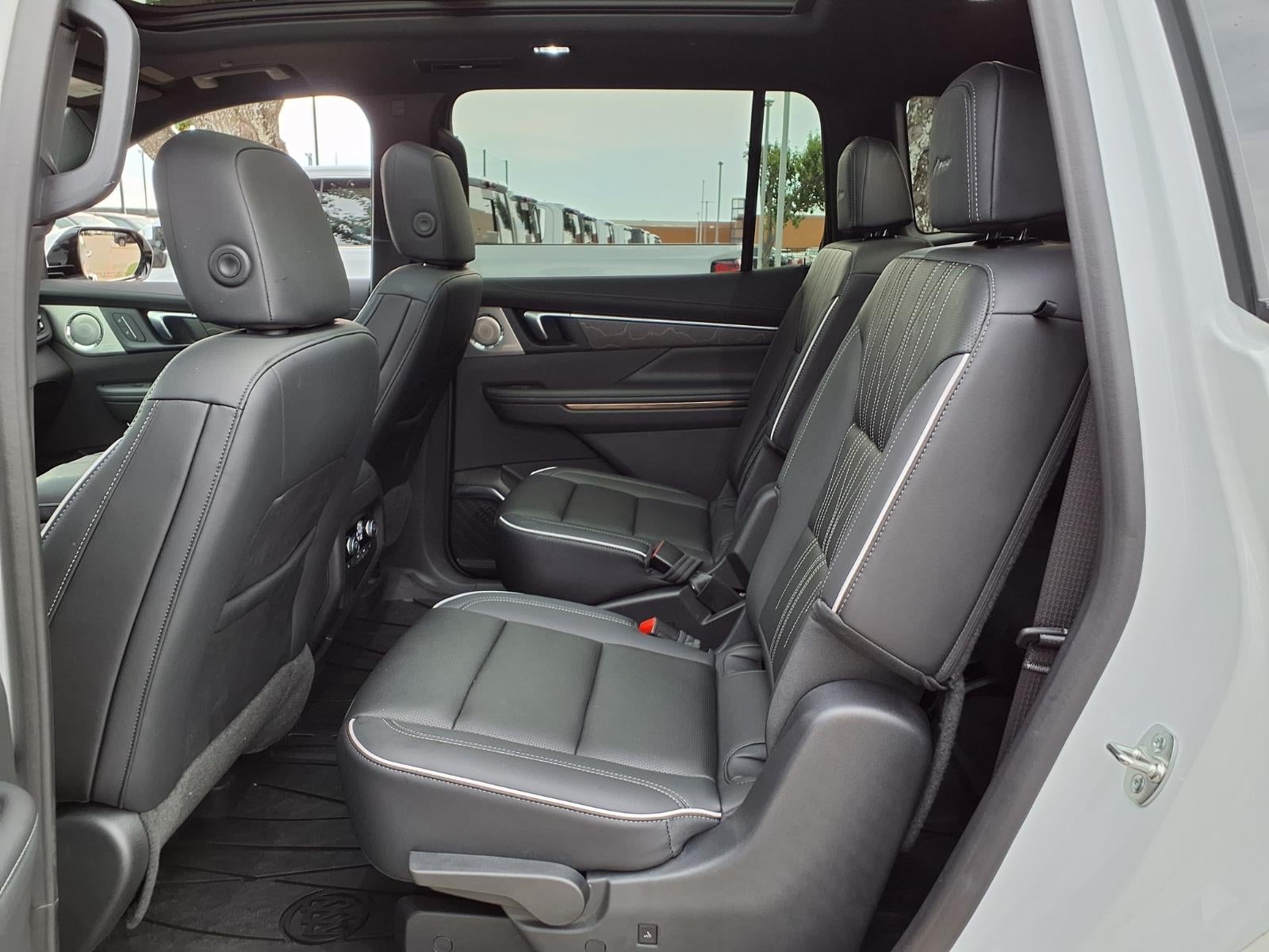2025 Buick Enclave Avenir